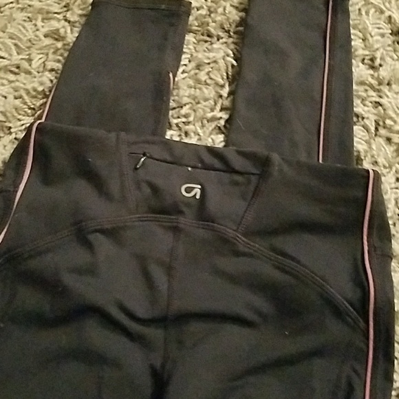 DONATED.  Gap Fit Running Shirt and Tights XS - Picture 4 of 7